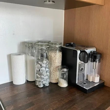 Apartman Private Seaview - 2 Balconies, 11th Floor, Elevator, Friendly Lively Area *