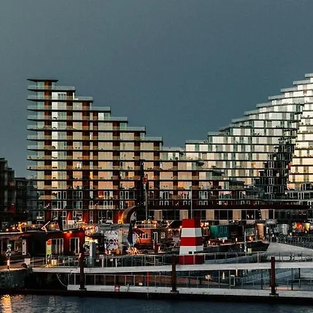 Private Seaview - 2 Balconies, 11th Floor, Elevator, Friendly Lively Area Århus