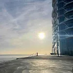 Private Seaview - 2 Balconies, 11th Floor, Elevator, Friendly Lively Area Apartmán *