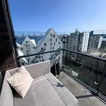Apartmán Private Seaview - 2 Balconies, 11th Floor, Elevator, Friendly Lively Area Århus