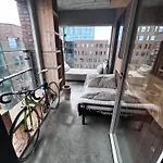 Private Seaview - 2 Balconies, 11th Floor, Elevator, Friendly Lively Area Apartmán Århus