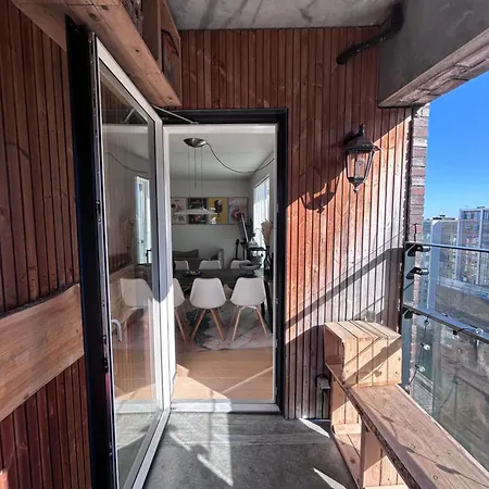 Private Seaview - 2 Balconies, 11th Floor, Elevator, Friendly Lively Area